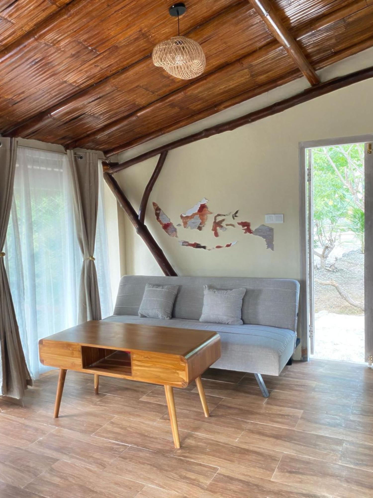 Gading Tree House Villa Batununggul Luaran gambar