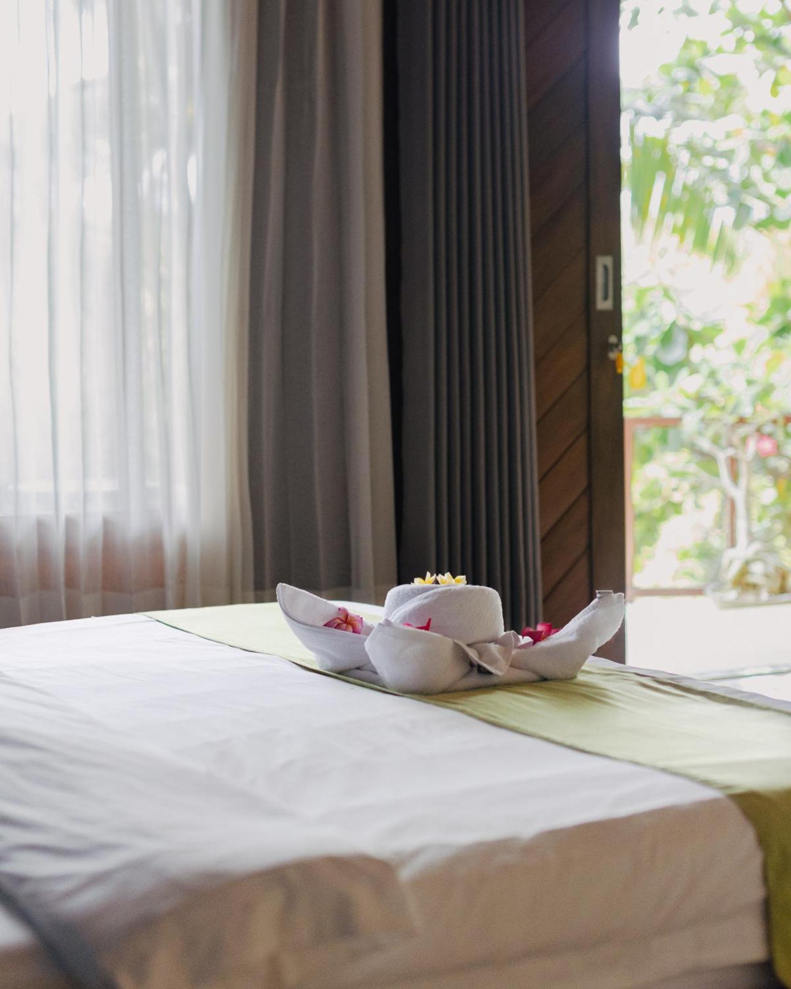 Gading Tree House Villa Batununggul Luaran gambar